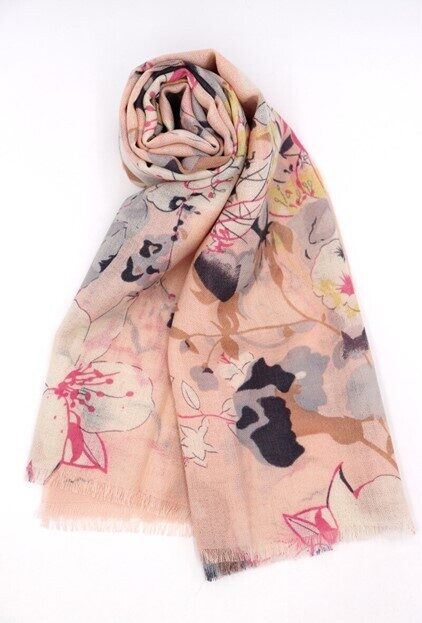 wool  luxurious scarf